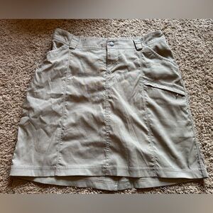 Duluth Trading Co Khaki Skort | Built-In Shorts | Stretch | Size 12